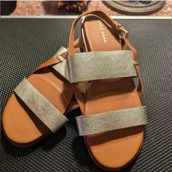 NWOT Cole Haan Flynn Sandals Size 7.5 - Picture 1 of 10